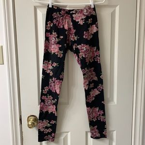 🌷3 for$20🌷Garage, US S, Black Pink Mauve & Green Floral Leggings